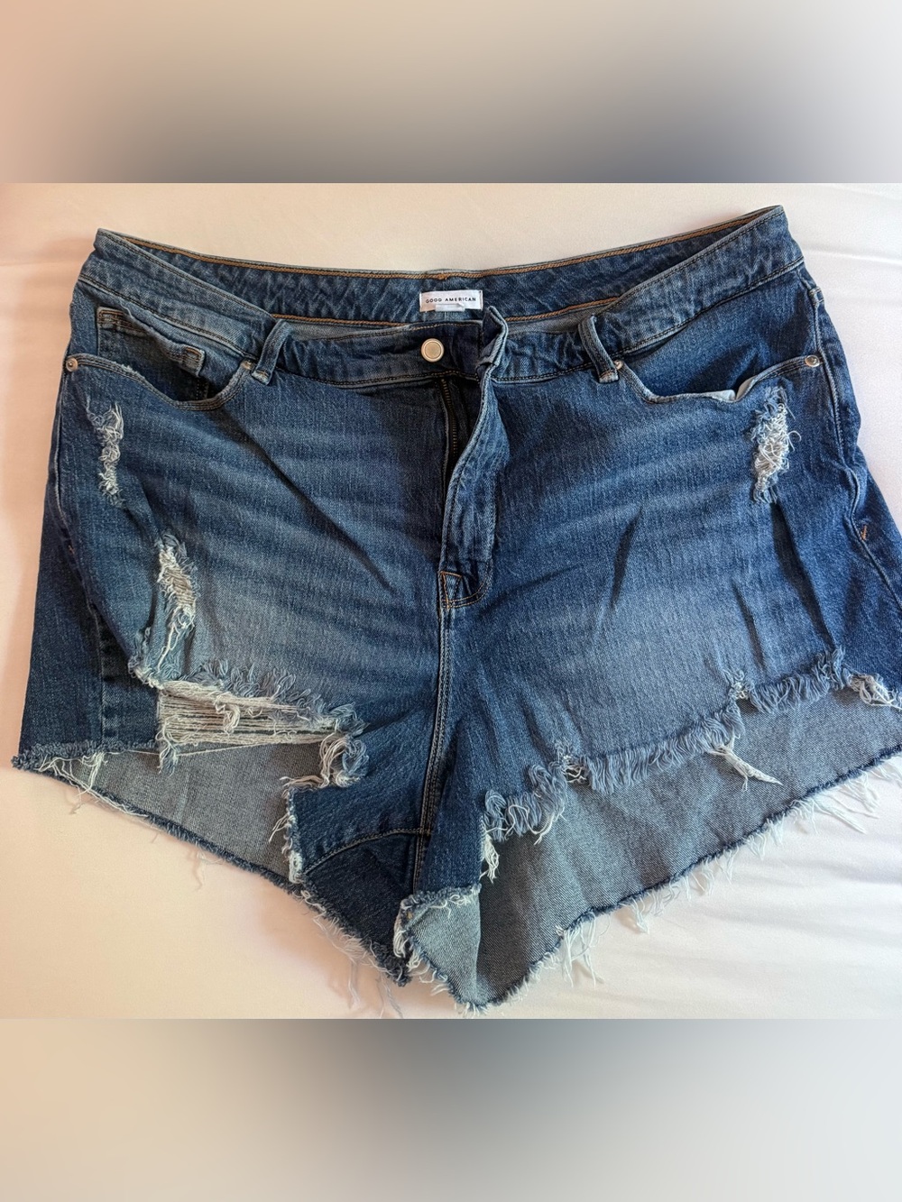 Good American Frayed High-Rise Denim Cutoff Shorts - Dark Blue